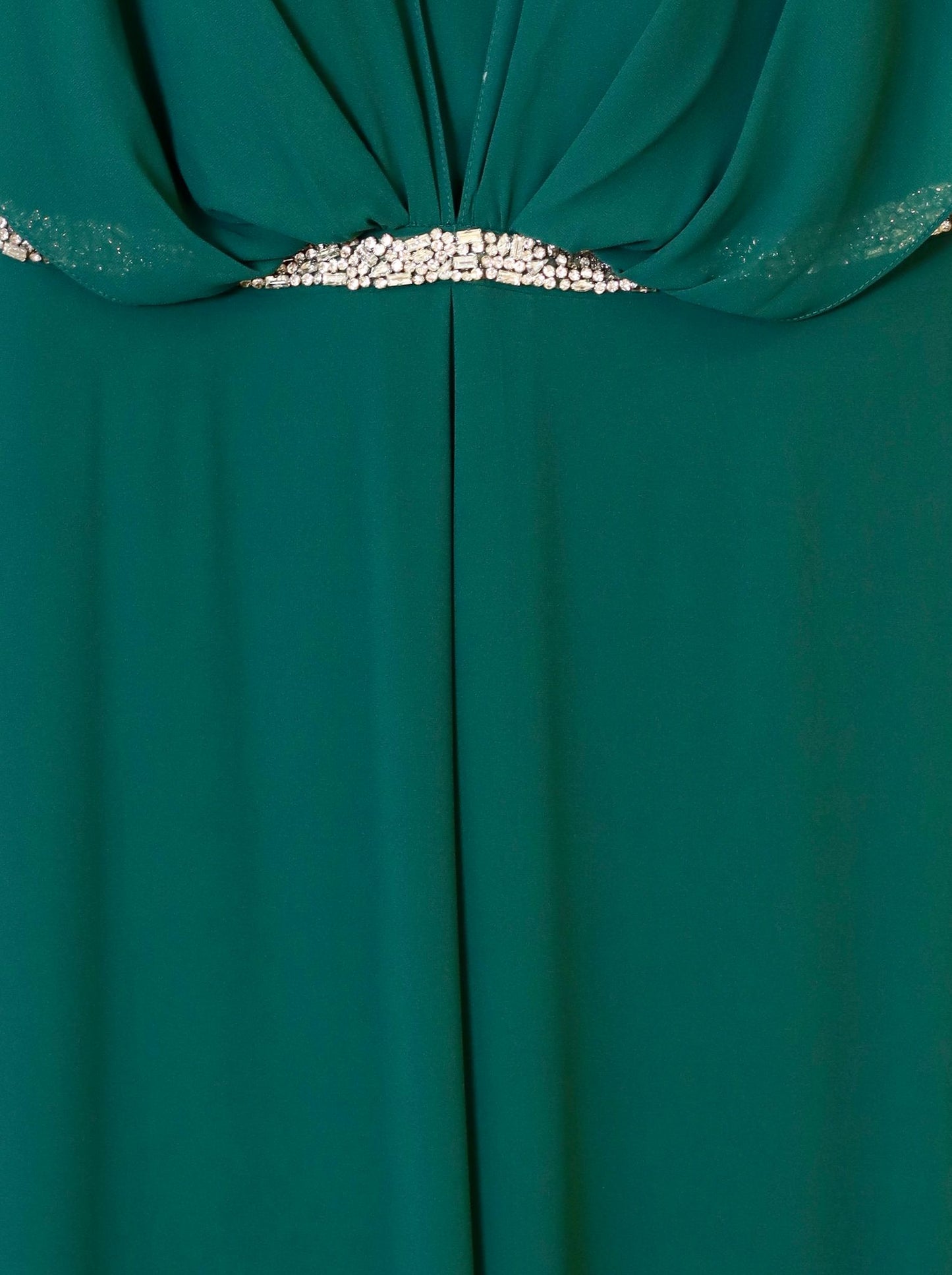 Abito lungo con mantella